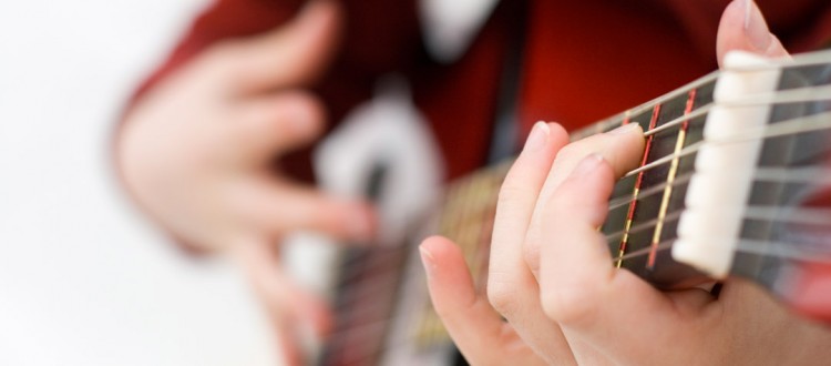 tomatenklang-gitarre-verleih